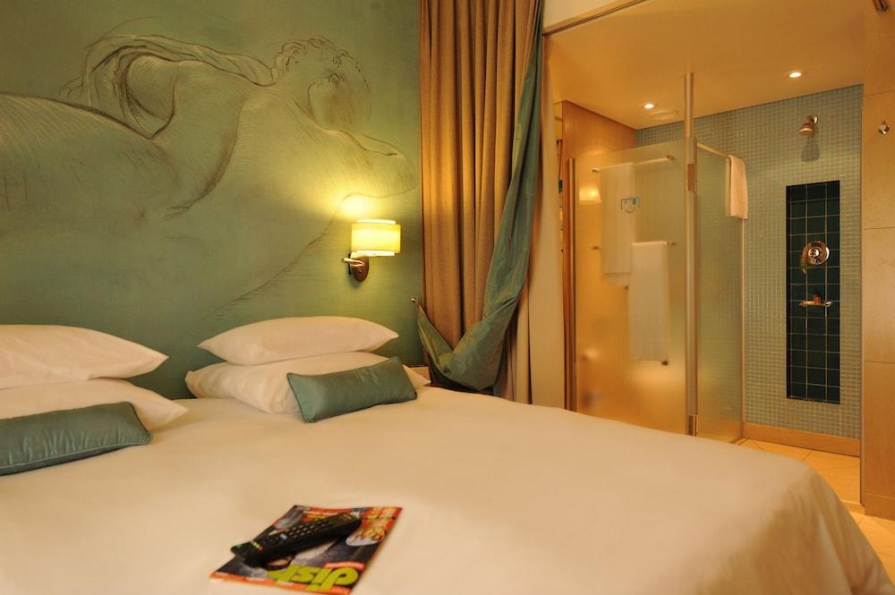 Metcourt At Emperors Palace Kempton Park Extérieur photo