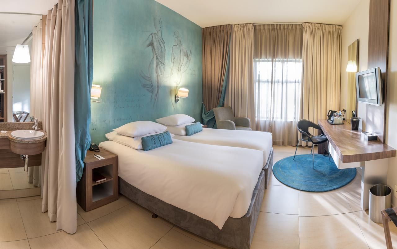 Metcourt At Emperors Palace Kempton Park Extérieur photo