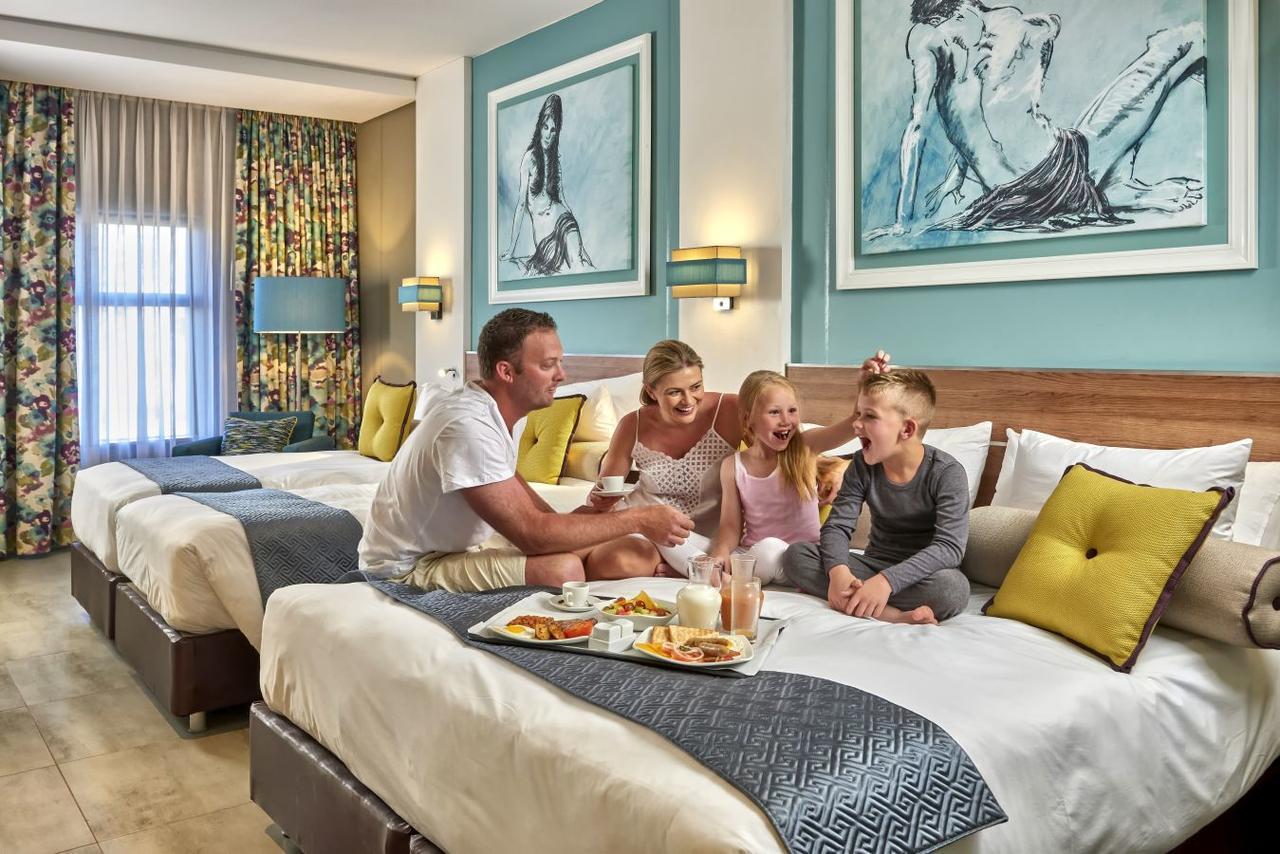Metcourt At Emperors Palace Kempton Park Extérieur photo