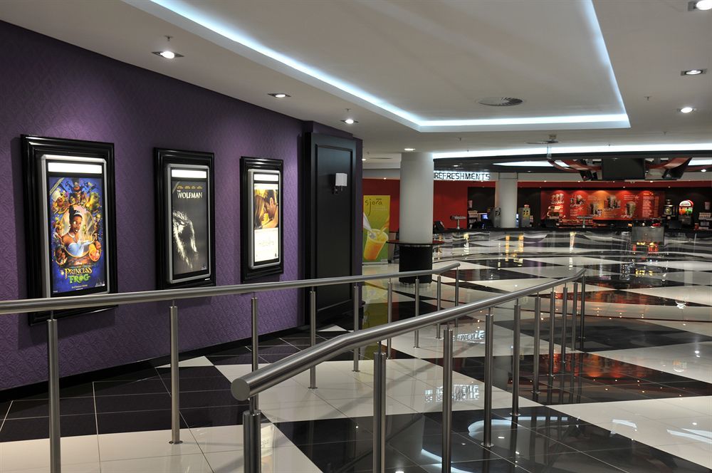 Metcourt At Emperors Palace Kempton Park Extérieur photo